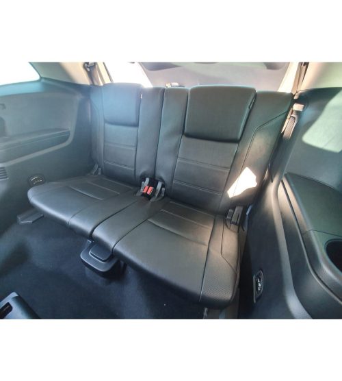Ford Everest Rear Seat Cover — photo 1