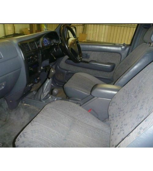 Toyota Hilux SR5 Series 1 Front Seat Covers — photo 2