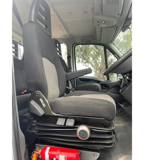 Iveco Daily Van Front Seat Covers — photo 2