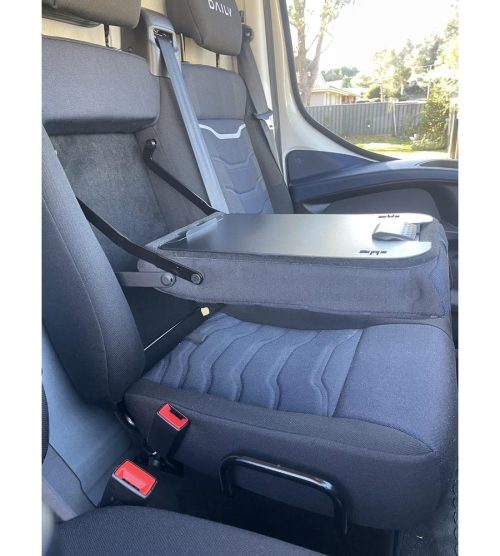 Iveco Daily Vans: 35S13, 50C17 / 4x2 Single Cab Driver Seat Cover — photo 3