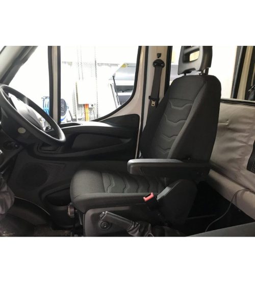 Iveco Daily Vans: 35S13, 50C17 / 4x2 Single Cab Front Seat Covers — photo 5