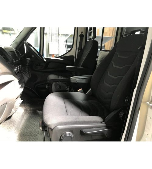 Iveco Daily Vans: 35S13, 50C17 / 4x2 Single Cab Front Seat Covers — photo 6