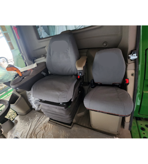 JOHN DEERE X9 Harvester, 8R and 9R Tractor, 616 SP Sprayer — photo 2