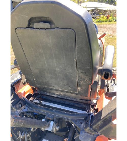 KUBOTA BX2380 Tractor — photo 2