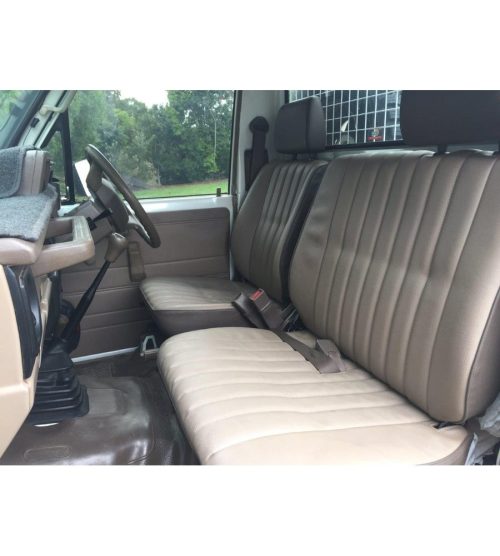 Toyota LandCruiser 75 Driver Seat Cover — photo 2