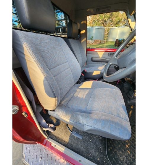 Toyota LandCruiser RV HZJ79 Series Front Seat Covers — photo 2