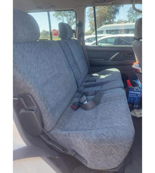 Toyota LandCruiser 80 GXL Rear Seat Cover — photo 2