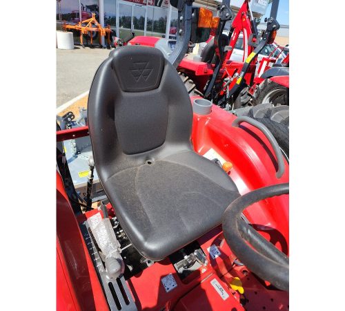 Massey-furguson GC1700 — photo 1