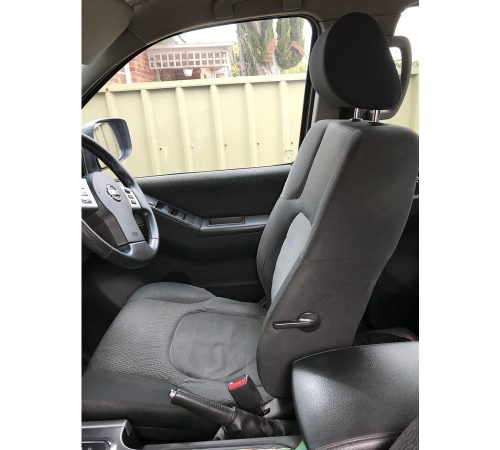 Nissan Navara D40 ST-X Series 4 Dual Cab Front Seat Covers — photo 1