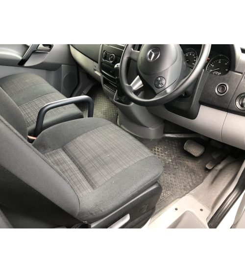 Renault Master X62 Van / Cab Chassis Driver Seat Cover — photo 3