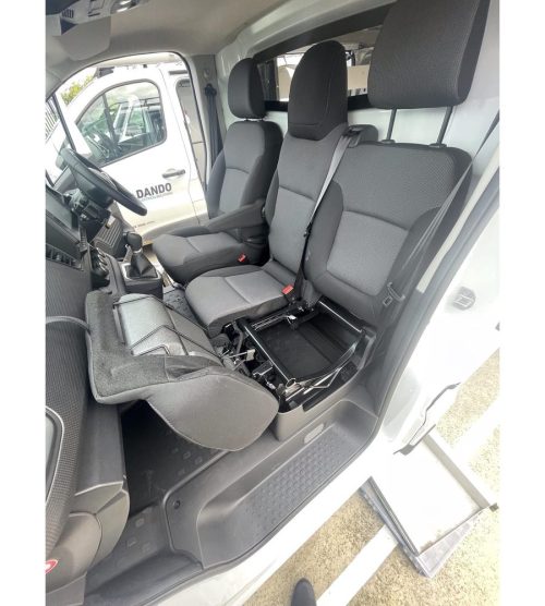 Mitsubishi Express Van Driver Seat Cover — photo 2
